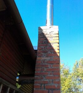 Po následné opravě komínového tělesa,převložkování,prostup i nástavec Kaminotherm-(KAMINOFLEX)